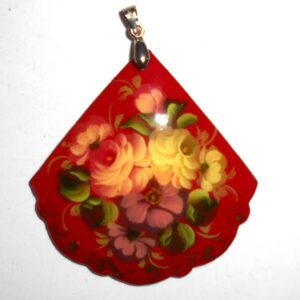 Pendant fan shape: Flowers on red Babooshki s