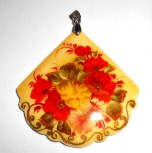 Pendant fan shape: Poppies on yellow Babushka Matryoshka Babooshki Babushkas