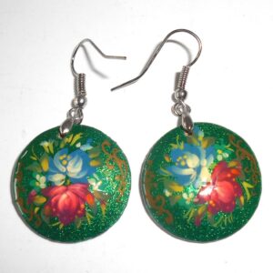 Earrings round small: ‘Blue & red roses’ on sparkling green Babooshki s