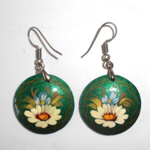 Earrings round small: 'Daisies' on sparkling green Babushka Matryoshka Babooshki Babushkas