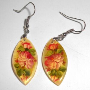 Earrings pearl: ‘Pink Roses’ Babooshki s