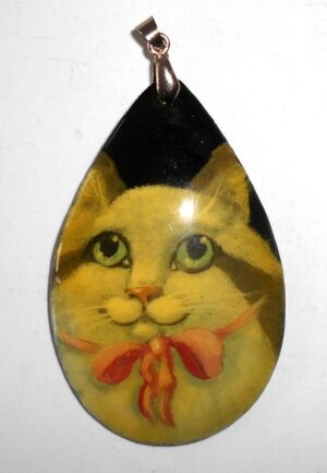 Pendant drop shape: Cat on black Babushka Matryoshka Babooshki Babushkas