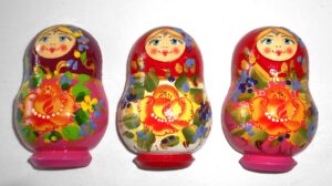 fridge magnet x 3 nesting Doll Babooshki s