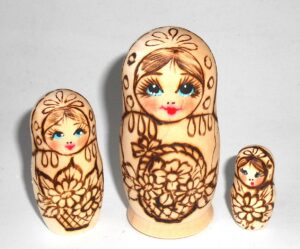 DIY girl 3-set with flower basket Babushka Matryoshka nesting Doll Babooshki Babushkas raw plain unpainted Unfinished Montessori blank