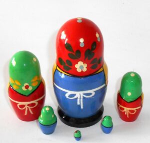 Village 6-set brown apron nesting Doll Babooshki s Classic Village Traditional