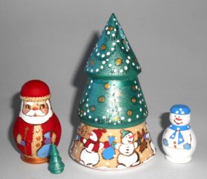 Xmas Tree 4-set woody nesting Doll Babooshki s