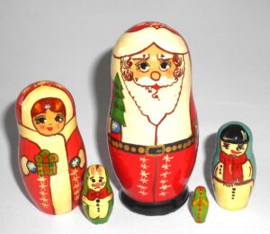 Santa with tree small nesting Doll Babooshki s