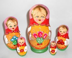 Village girl w/fowers pink scarf green dress Babushka Matryoshka nesting Doll Babooshki Babushkas