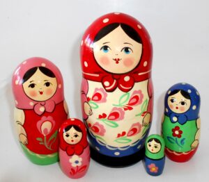 Tulip dress girl large 5-set Babushka Matryoshka nesting Doll Babooshki Babushkas Classic Village Traditional
