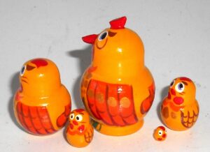 MINI Funny Rooster & chicken with gold 5-set TINY nesting Doll Babooshki s
