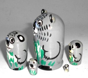 MINI Funny thin Wolf 5-set TINY nesting Doll Babooshki s