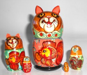Funny brown Cat with gold fish small nesting Doll Babooshki s