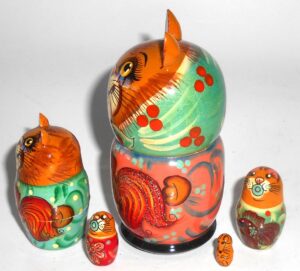 Funny brown Cat with gold fish small nesting Doll Babooshki s