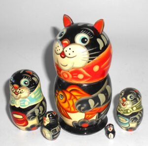 Funny black Cat with gold fish small nesting Doll Babooshki s