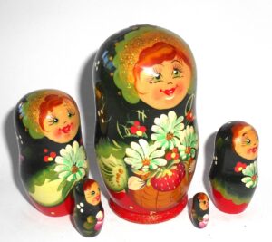 Galya in black scarf 5-set nesting Doll Babooshki s