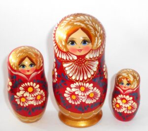 Maria in dark red and gold large 5-set nesting Doll Babooshki s Classic Village Traditional