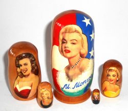 Marilyn Monroe small Babushka Matryoshka nesting Doll Babooshki Babushkas
