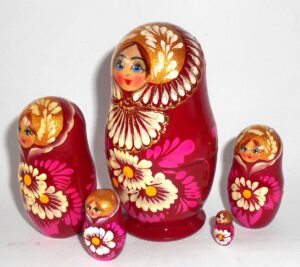 Maria in dark red and gold small 5-set nesting Doll Babooshki s Classic Village Traditional
