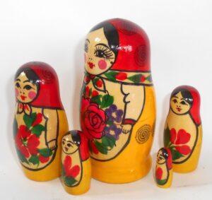 Semenov small 5-set red scarf nesting Doll Babooshki s Classic Village Traditional