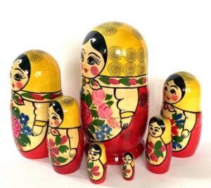 Semenov pink scarf with flowers 7-set Babushka Matryoshka nesting Doll (Copy)