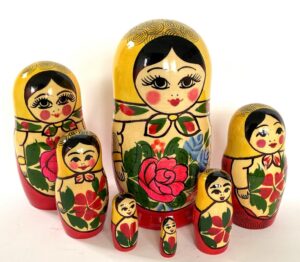 Semenov yellow scarf with roses 7-set Babushka Matryoshka nesting Doll (Copy)