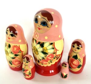 RED daisy  5-set Babushka Matryoshka nesting Doll (Copy)