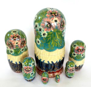 Pushkin Russian fairy tales 7-set Babushka Matryoshka nesting Doll (Copy)