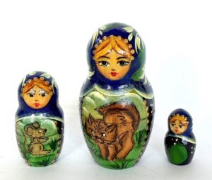 Village date in Winter teal scarf 7-set Babushka Matryoshka nesting Doll (Copy)