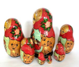 Russian fair tale Gigantic Turnip 7-set Babushka Matryoshka nesting Doll (Copy)
