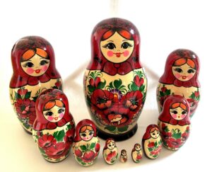 Kirov Kirovie giant purple scarf red dress 10-set Babushka Matryoshka nesting Doll (Copy)