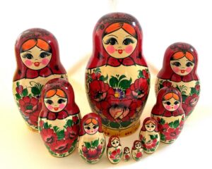 Kirov giant red scarf yellow dress 10-set Babushka Matryoshka nesting Doll (Copy)