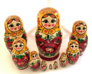 Kirov giant red scarf yellow dress 10-set II Babushka Matryoshka nesting Doll (Copy)