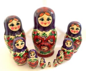 Kirov giant purple scarf red dress 10-set Babushka Matryoshka nesting Doll (Copy)