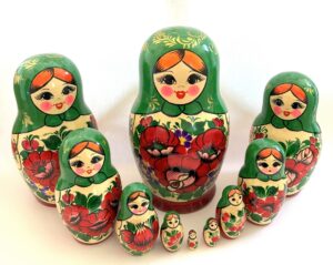 Kirov giant purple scarf red dress 10-set II Babushka Matryoshka nesting Doll (Copy)