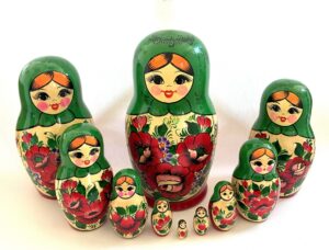 Kirov giant green scarf red dress 10-set Babushka Matryoshka nesting Doll (Copy)